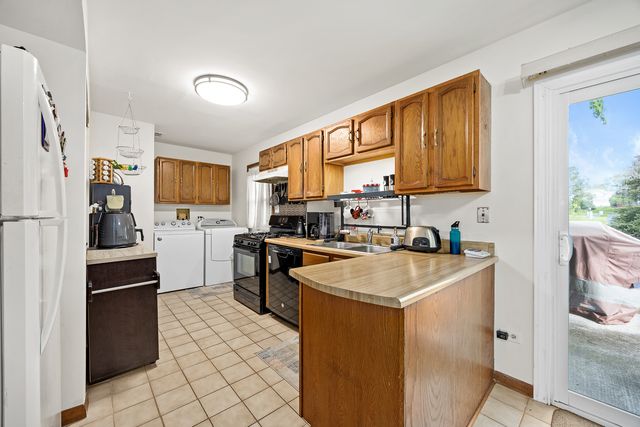 437 Wright Court, Bolingbrook, IL 60440