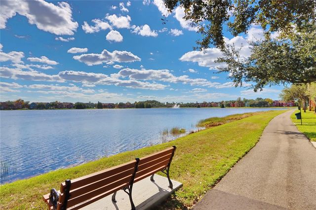 9088 LAKE CHASE ISLAND WAY 9088, Tampa, FL 33626