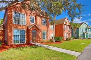 9088 LAKE CHASE ISLAND WAY 9088, Tampa, FL 33626
