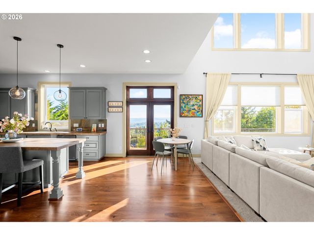 9618 Nw THOMPSON Rd, Portland, OR 97229