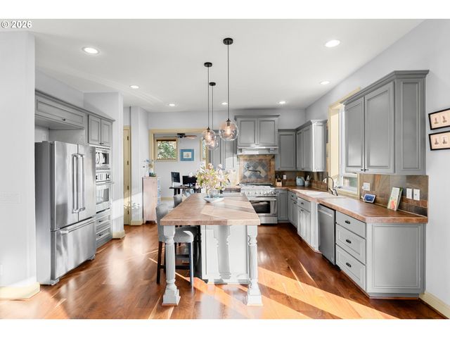 9618 Nw THOMPSON Rd, Portland, OR 97229