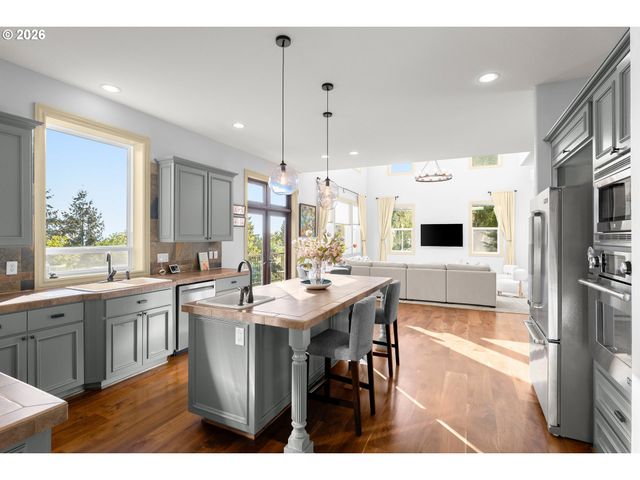 9618 Nw THOMPSON Rd, Portland, OR 97229