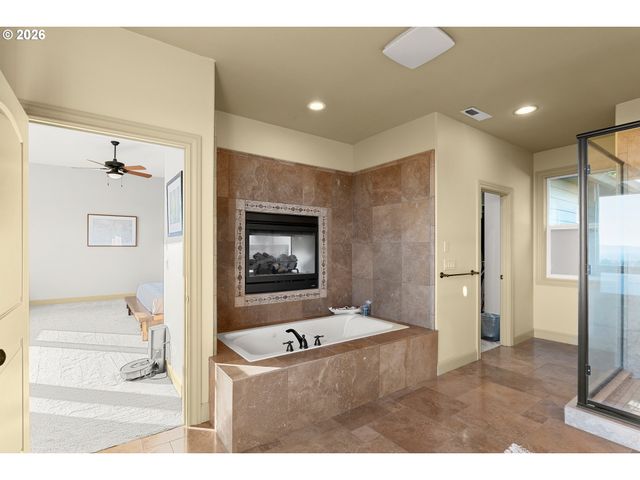 9618 Nw THOMPSON Rd, Portland, OR 97229