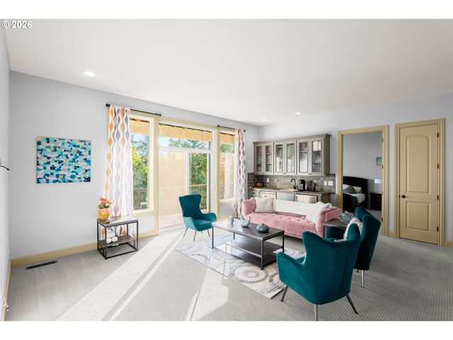 9618 Nw THOMPSON Rd, Portland, OR 97229