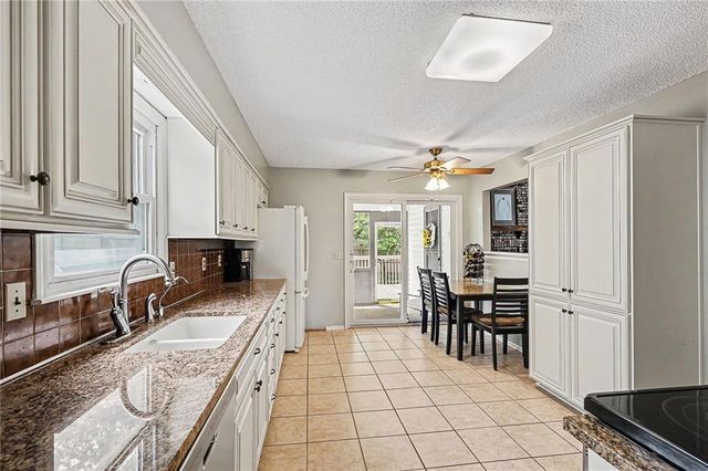 16311 W 143RD Terrace, Olathe, KS 66062