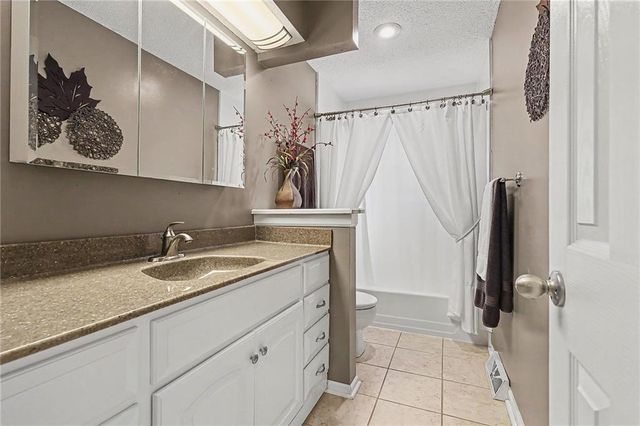 16311 W 143RD Terrace, Olathe, KS 66062