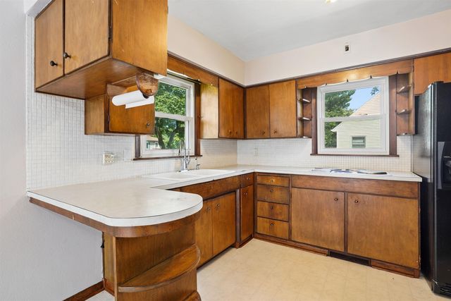 1720 Upton Avenue, Waterloo, IA 50701