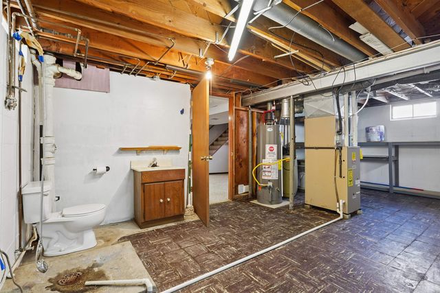 1720 Upton Avenue, Waterloo, IA 50701