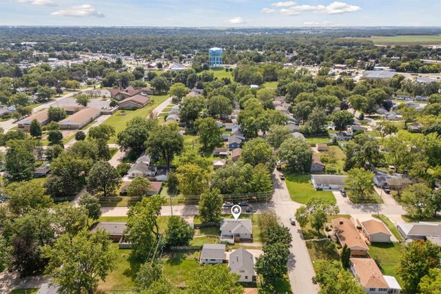 1720 Upton Avenue, Waterloo, IA 50701
