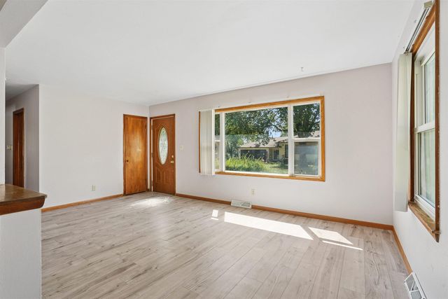 1720 Upton Avenue, Waterloo, IA 50701