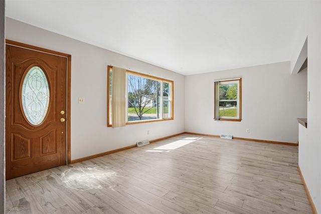1720 Upton Avenue, Waterloo, IA 50701