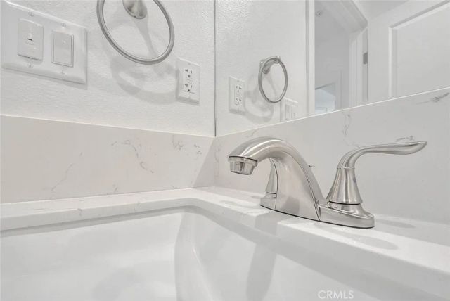 5852 Vineland 5852-2, North Hollywood, CA 91601