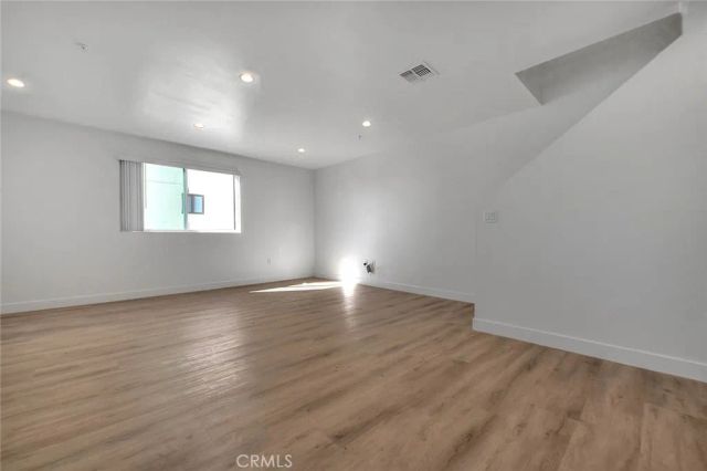 5852 Vineland 5852-2, North Hollywood, CA 91601