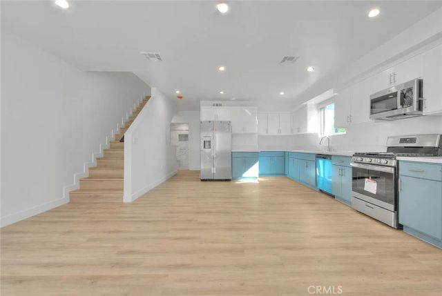 5852 Vineland 5852-2, North Hollywood, CA 91601
