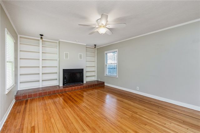 333 Foster Dr, Corpus Christi, TX 78404