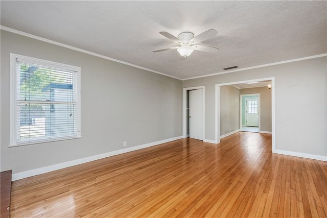 333 Foster Dr, Corpus Christi, TX 78404