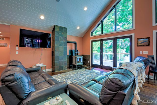 112 Stanley Lake Drive, Iron River, MI 49935