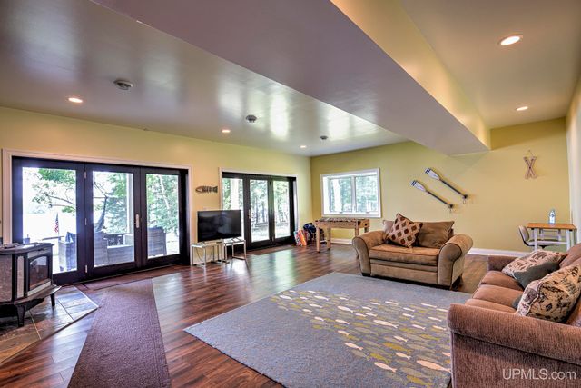 112 Stanley Lake Drive, Iron River, MI 49935