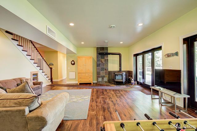 112 Stanley Lake Drive, Iron River, MI 49935