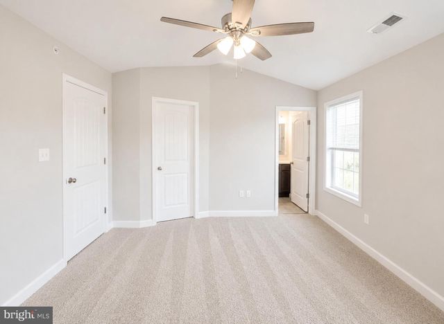 65 OVERLOOK DR, Hanover, PA 17331