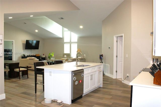 6617 Idlewild Street, Fort Myers, FL 33966