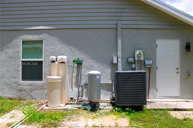 6617 Idlewild Street, Fort Myers, FL 33966