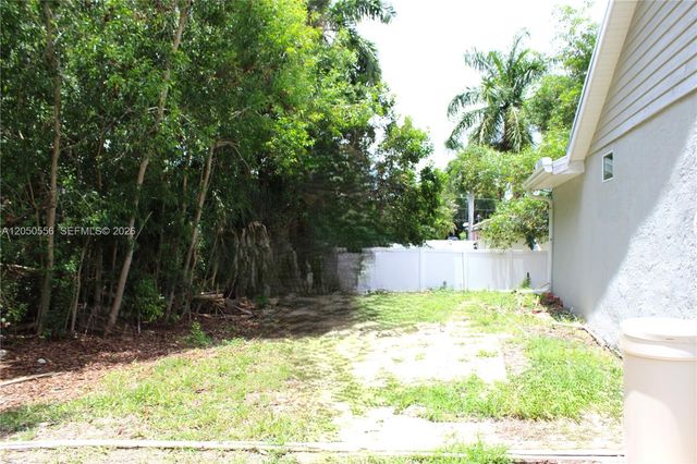 6617 Idlewild Street, Fort Myers, FL 33966