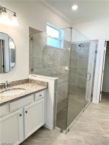 2057 Tamarron LN, Naples, FL 34120