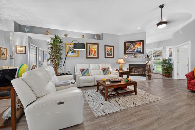 573 NW MONTEVINA Drive, Port St. Lucie, Port St Lucie, FL 34986