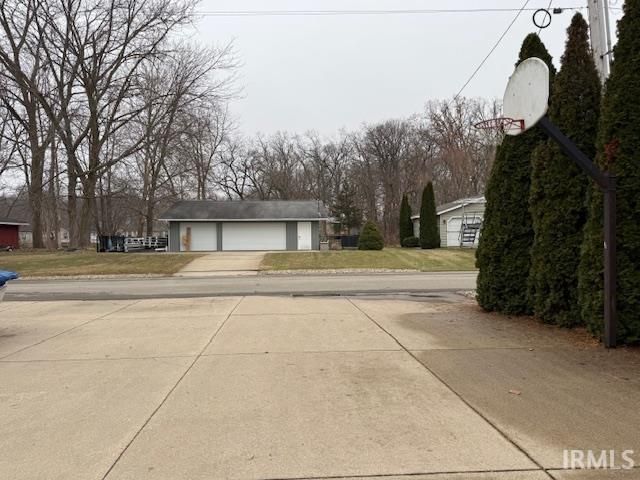 26 EMS T13f Lane, Leesburg, IN 46538