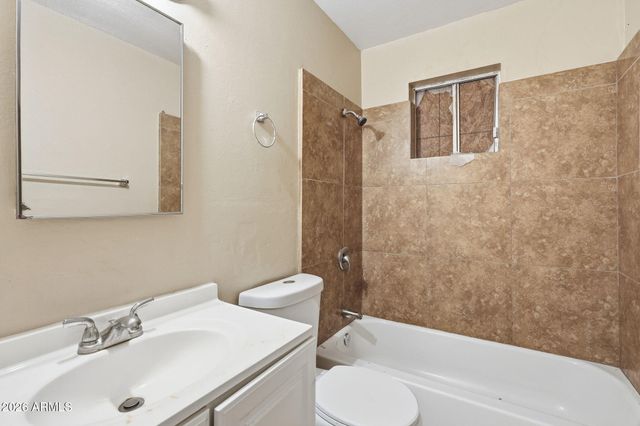 6211 S 21ST Street, Phoenix, AZ 85042