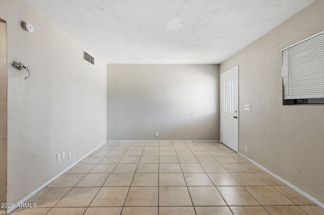 6211 S 21ST Street, Phoenix, AZ 85042