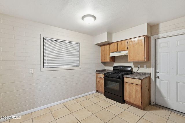 6211 S 21ST Street, Phoenix, AZ 85042