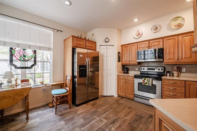 3140 STONEWATER DRIVE 3140, Lakeland, FL 33803