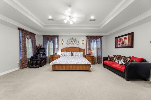 15111 Black Falls Lane, Sugar Land, TX 77498