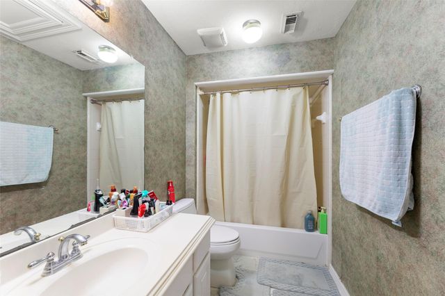 15111 Black Falls Lane, Sugar Land, TX 77498