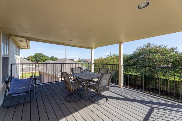 15111 Black Falls Lane, Sugar Land, TX 77498