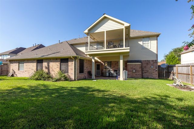 15111 Black Falls Lane, Sugar Land, TX 77498