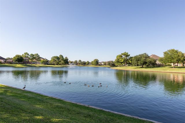 15111 Black Falls Lane, Sugar Land, TX 77498