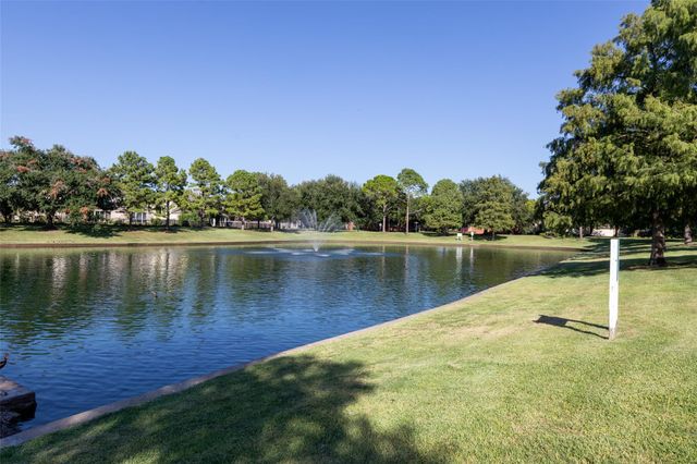 15111 Black Falls Lane, Sugar Land, TX 77498