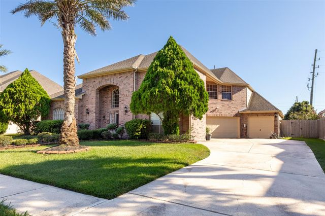 15111 Black Falls Lane, Sugar Land, TX 77498