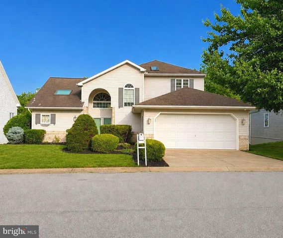 532 WATERSIDE CIR L-0133, Lebanon, PA 17042