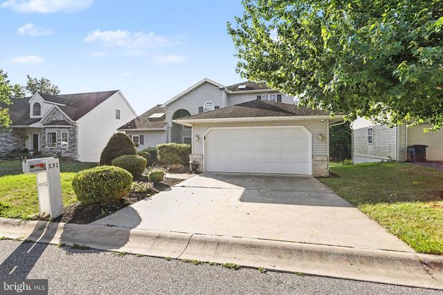 532 WATERSIDE CIR L-0133, Lebanon, PA 17042