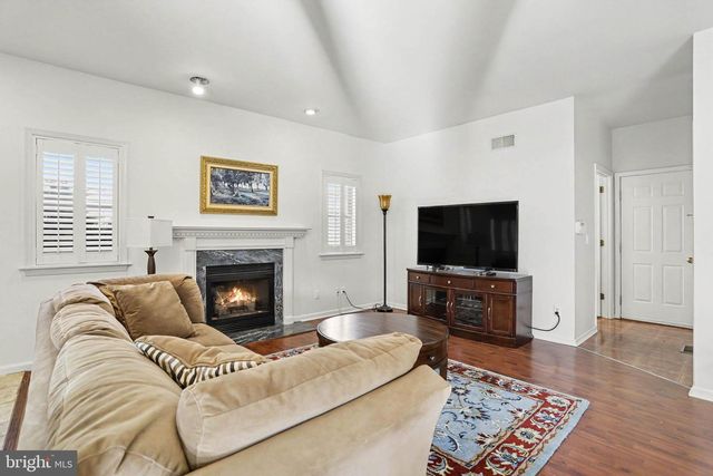 532 WATERSIDE CIR L-0133, Lebanon, PA 17042