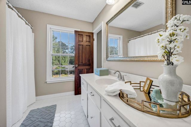1605 Quail Lake Drive, West Columbia, SC 29169