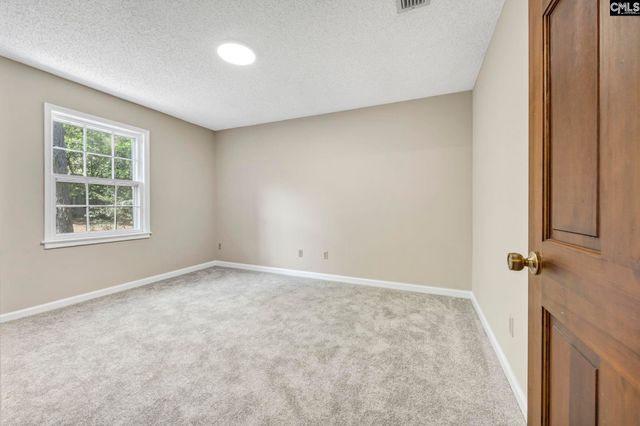 1605 Quail Lake Drive, West Columbia, SC 29169