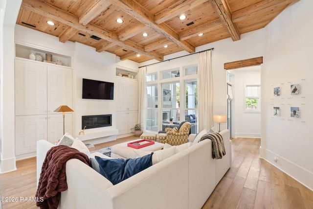 406 Biltmore Way, Lafayette, LA 70508