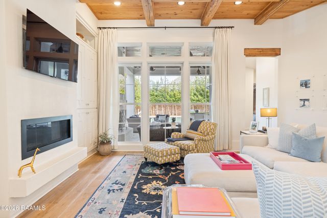 406 Biltmore Way, Lafayette, LA 70508