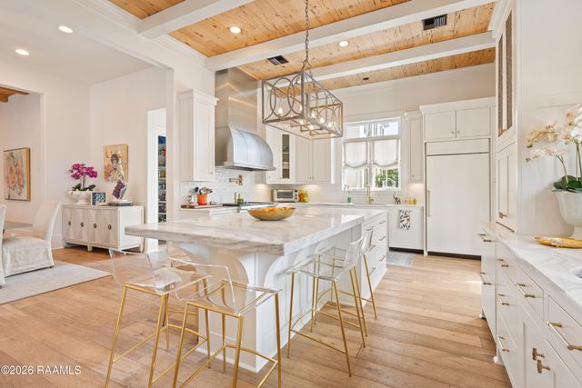 406 Biltmore Way, Lafayette, LA 70508