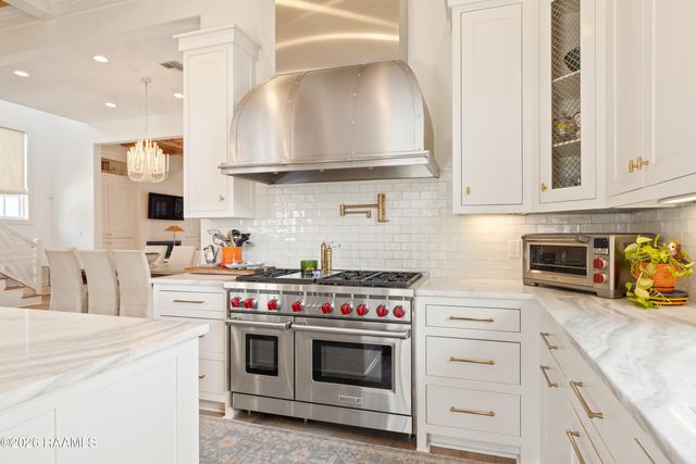 406 Biltmore Way, Lafayette, LA 70508